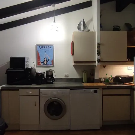 Apartment Locsera *