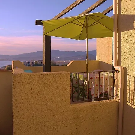 Apartment Locsera *